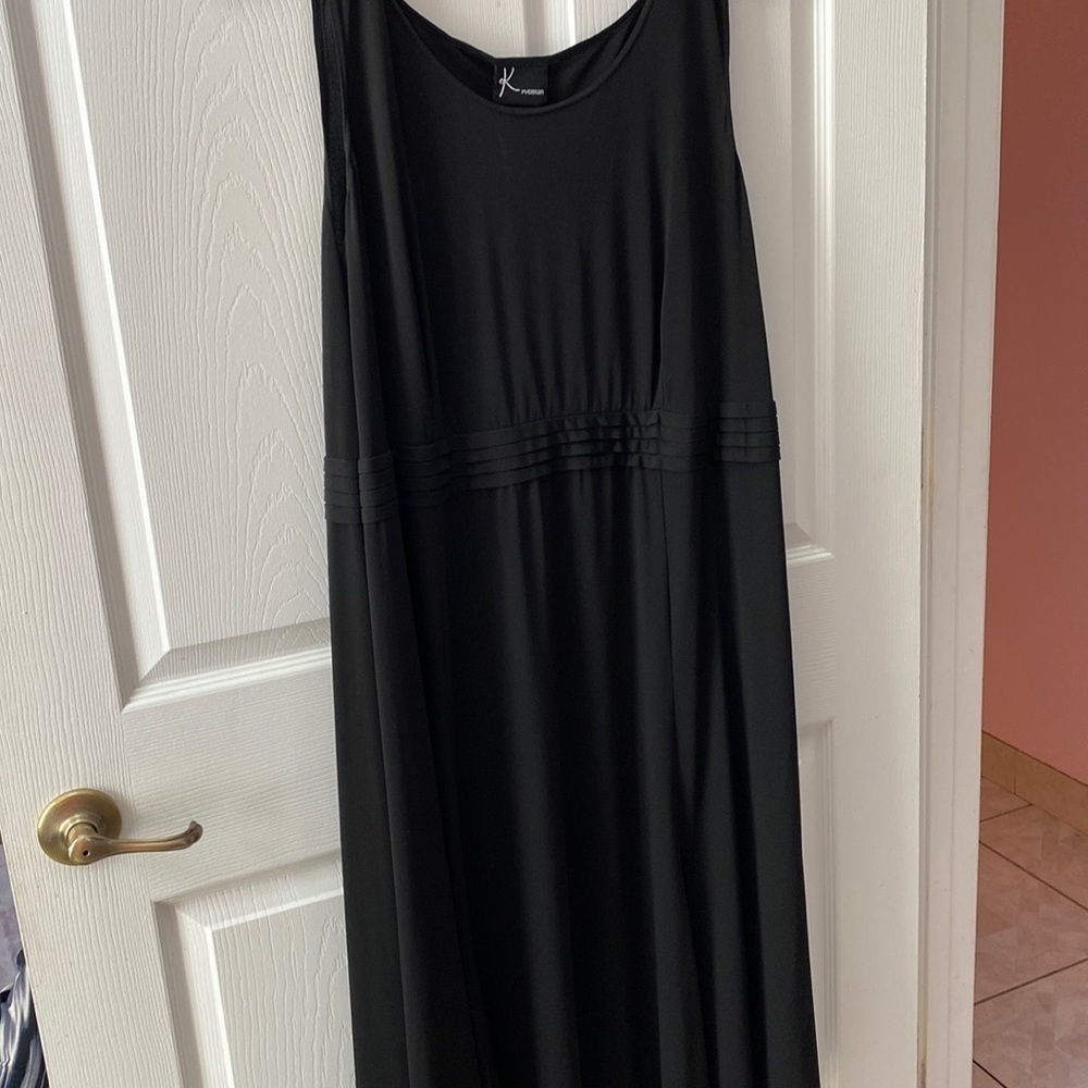 Y K woman solid black stretch sleeveless plus size dress 24W